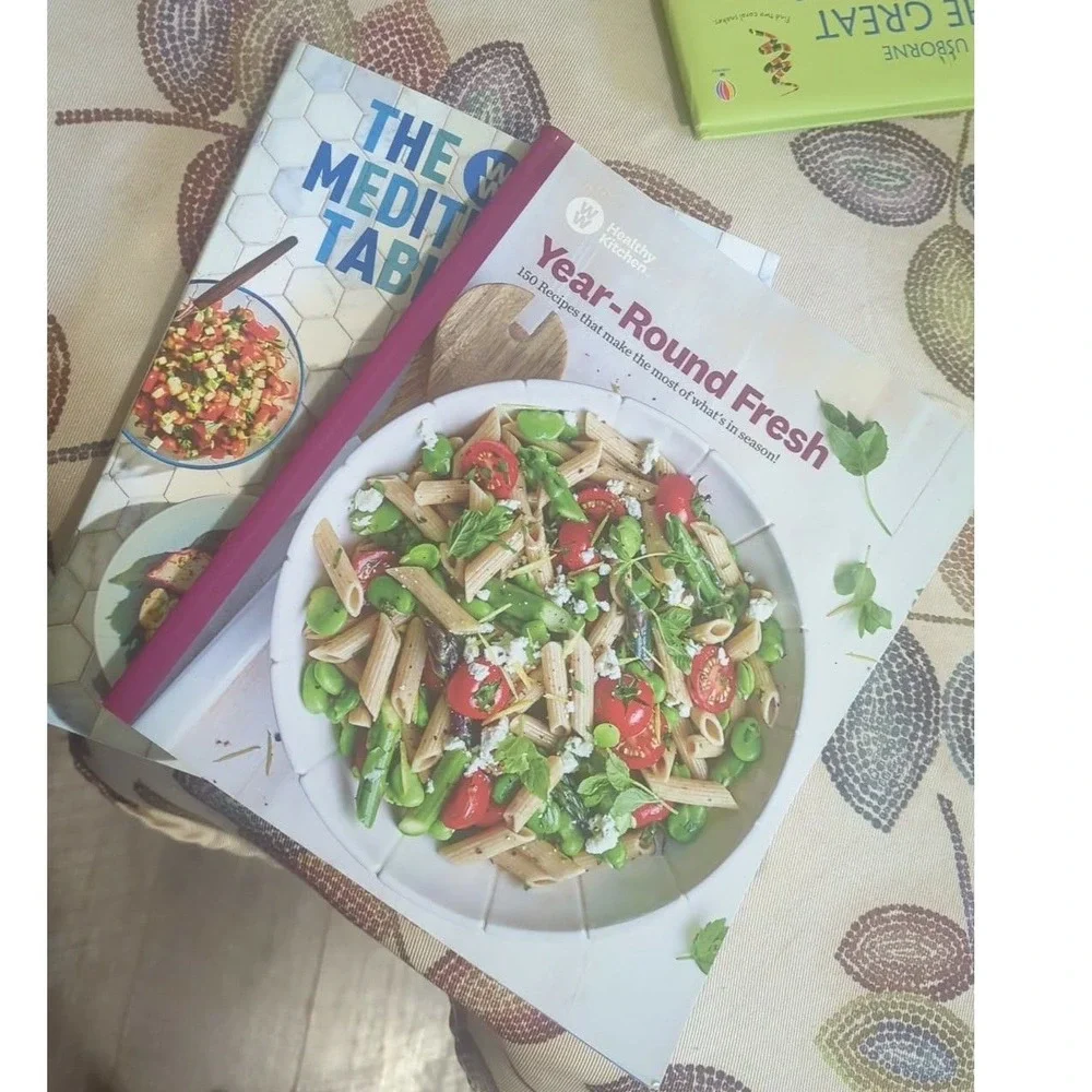 WW Weight Watchers Cookbook Bundle Mediterranean Table & Year-Round Fresh 2 Book